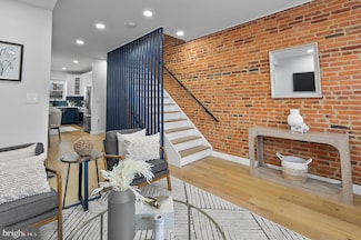 3306 E Lombard St, Baltimore, MD 21224
