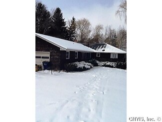 6943 Herman Rd, Syracuse, NY 13209