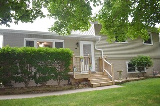 824 Prospect St, Jesup, IA 50648