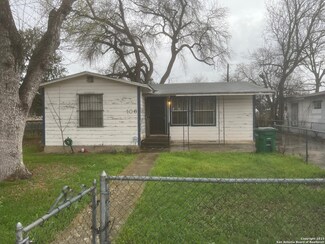 106 Pletz Dr, San Antonio, TX 78226