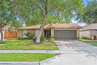 5213 Inverness Dr, Corpus Christi, TX 78413