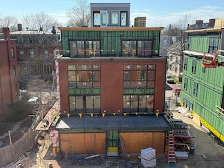51 Carleton St Unit B, Portland, ME 04102