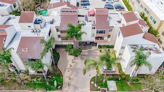 5325 Newcastle Ave Unit 321, Encino, CA 91316