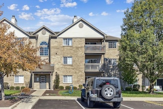 8514 Breezewood Ct Unit 102, West Chester, OH 45069