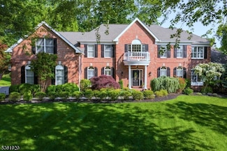 52 Independence Dr, Basking Ridge, NJ 07920