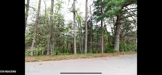 7544 Glastonbury Rd, Knoxville, TN 37931