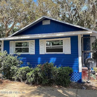 5466 Leonard St, Fernandina Beach, FL 32034