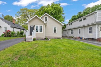 131 Pomona Dr, Rochester, NY 14616