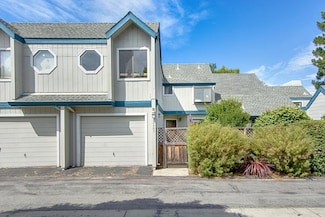 2607 Mallory Ln, Santa Cruz, CA 95065