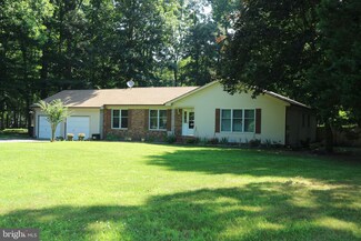 8903 Lynch Dr, Delmar, MD 21875