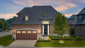 53081 Enclave Cir, Shelby Township, MI 48315