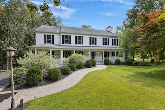 9 Windswept Cir, Brewster, NY 10509