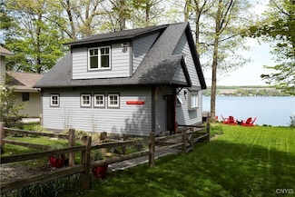 2330 Thornton Grove S, Skaneateles, NY 13152