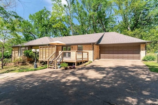 1720 Merrill Dr, Tyler, TX 75701
