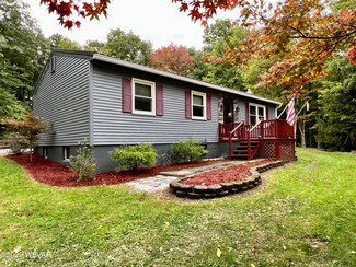 4079 Jacks Hollow Rd, Williamsport, PA 17702