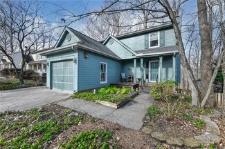 4221 King Edward Ct, Greensboro, NC 27455