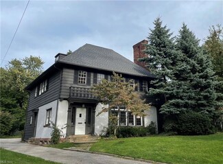 3029 Chadbourne Rd, Cleveland, OH 44120