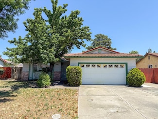 8226 Manhattan Dr, Stockton, CA 95210