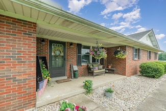 4042 Hageman Crossing Rd, Williamsburg, OH 45176