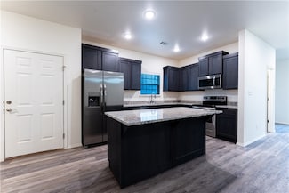 4211 W Santa fe St Unit 2, Fayetteville, AR 72704