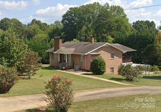 6229 Mountain Grove Rd, Hickory, NC 28602