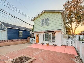 1105 Dunlewy St, Asbury Park, NJ 07712