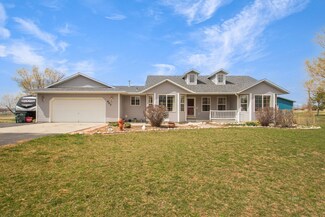 907 Palace Pkwy, Spring Creek, NV 89815