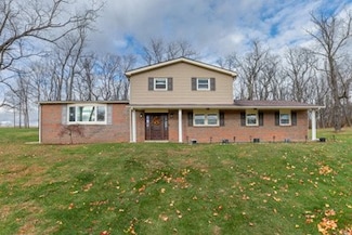 153 Lake Dr, Greensburg, PA 15601