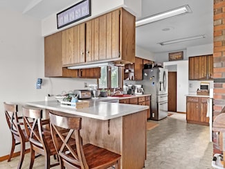 W7031 Hickory Ln, Elkhart Lake, WI 53020
