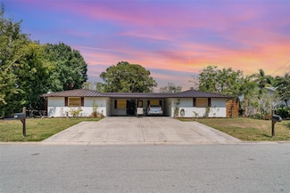 3921 Marlborough Place, Sarasota, FL 34241