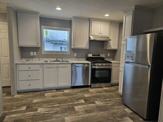 120 E Canyon Dr Unit 48, Hamburg, NY 14075