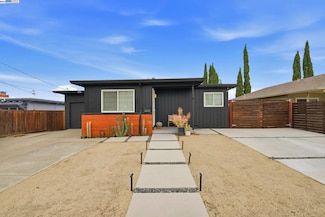 2823 Hilltop Rd, Concord, CA 94520