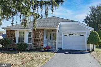 1 Snowbell Ct, Barnegat, NJ 08005