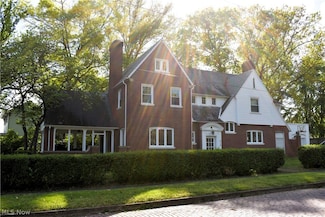 910 Convers Ave, Zanesville, OH 43701