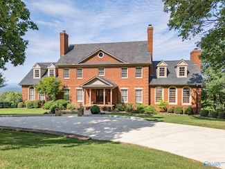 32 Asbury Rd SE, Huntsville, AL 35801