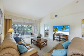 736 Wiggins Lake Dr Unit 201, Naples, FL 34110