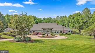 5689 Greenock Rd, Lothian, MD 20711