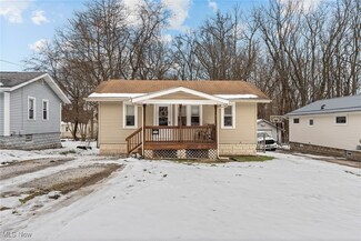 225 E Park Blvd, Akron, OH 44305