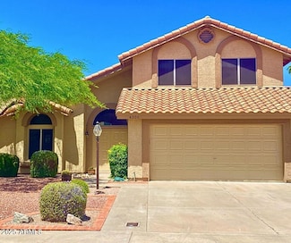 4306 E Amberwood Dr, Phoenix, AZ 85048