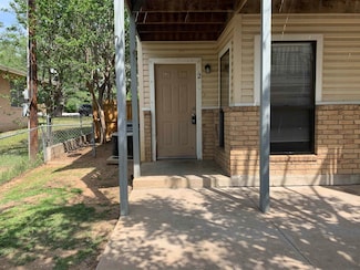 1407 Ford St, Llano, TX 78643