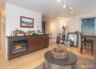 6501 24th Ave NW Unit A, Seattle, WA 98117