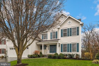 43724 Biddle Ln, Chantilly, VA 20152