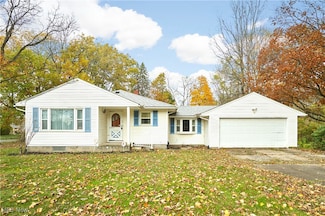 2941 Sweitzer Rd, Uniontown, OH 44685