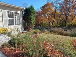 1370 Langewood Dr, Mound, MN 55364