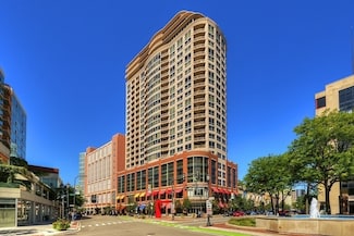 807 Davis St Unit 1308, Evanston, IL 60201