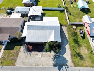 208 16th St, Port Saint Joe, FL 32456