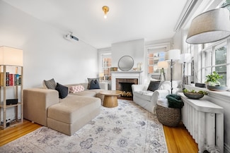 31 Concord Ave Unit 10A, Cambridge, MA 02138