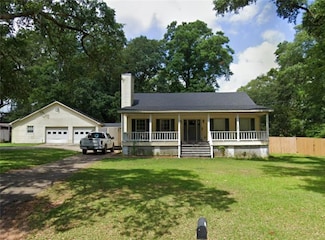 5470 Robert Jefferson Dr E, Theodore, AL 36582