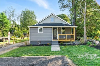 242 Putnam Pike, Chepachet, RI 02814