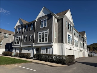 2122 Westcott Ln, Bridgeville, PA 15017